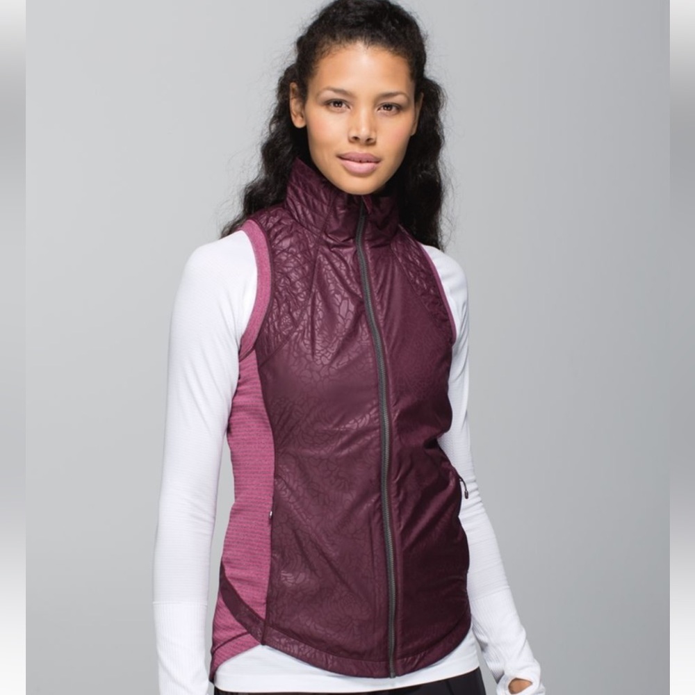 🍋 Lululemon Rebel Runner vest. Size 8